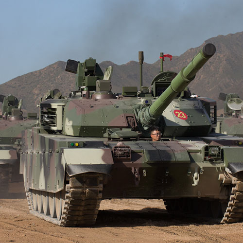 八發(fā)八中！兵器工業(yè)集團多款“裝甲與反裝甲”武器首次公開(kāi)實(shí)彈射擊